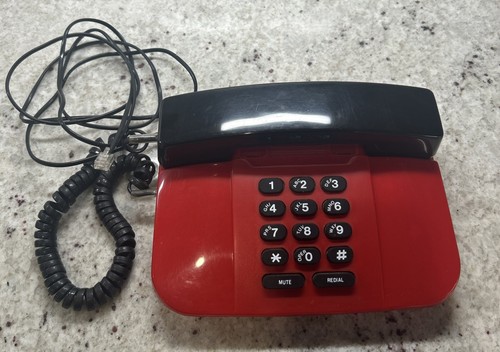 Totally retro red - retro,